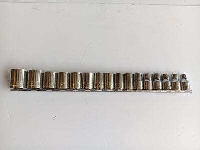 Craftsman socket set on socket organizing holder