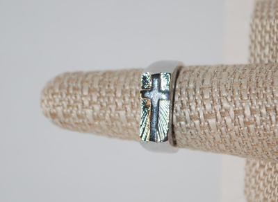 Size 7Â¾ Vintage Silver Seal Holy Light Cross Ring (8.1g)