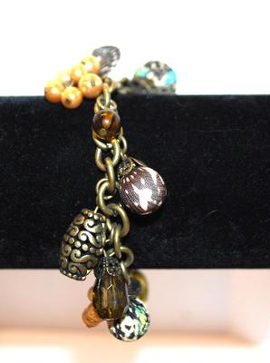 Barrels, Spheres, Circles, Leaves & Drops Bracelet with Toggle Close Size: 6