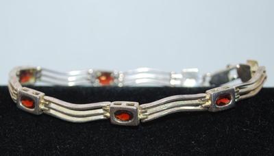 STERLING SILVER Wavy Bracelet with 5 Faceted Bezel Garnet Stones 6 Â½" L