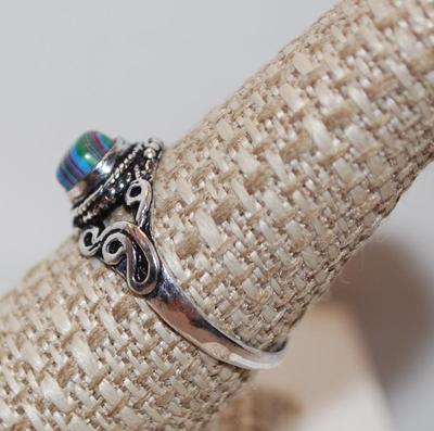 Size 8Â¼ Calsilica .925 Silver Plated Cool Colored Striped Blue Stone Ring (2.4g)