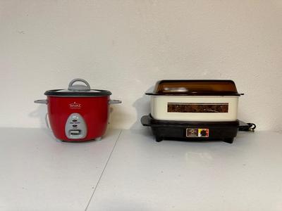 RIVAL KEEP WARM AND A SLOW COOKER