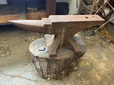 Large Colombian Hardware Co. Anvil 160lbs