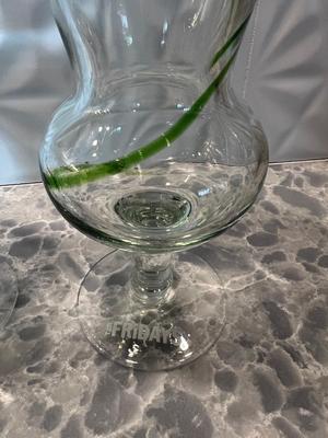 4 TGI FRIDAYS Green Swirl Hand Blown Hurricane Glass 8.25