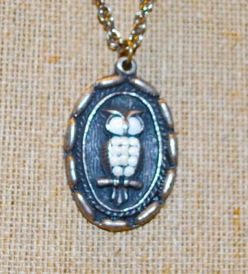 White Beaded Oval PENDANT Owl (1 Â½" x 1") Necklace 26" L