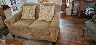 2 Bassett Love seats, very comfortable!