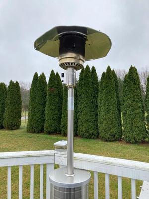 LOT 90: Outdoor Portable Heater