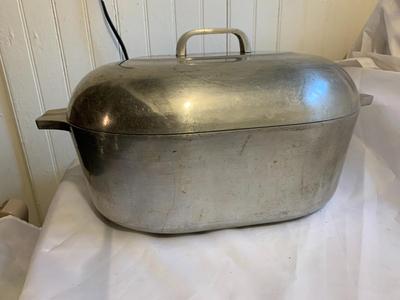 Vintage Magnalite roaster