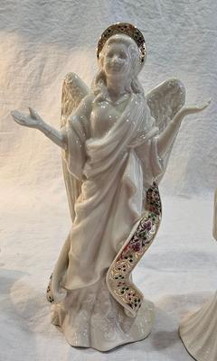 2 Lenox Figures, one Lenox vase Angel, Mother and Daughter