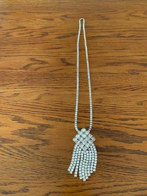 Vintage Dangling Rhinestone necklace