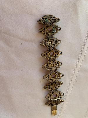 Vintage cabachon filligree bracelet
