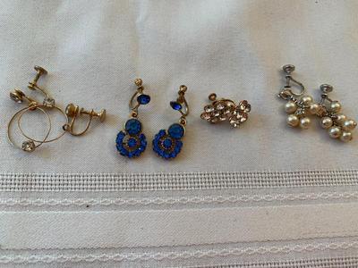 Collection of 4 Vintage screw on earrings
