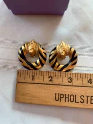 Elizabeth Taylor Clip on Earrings