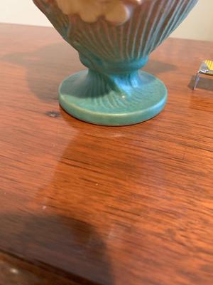 Roseville 168 Coral Peony Vase