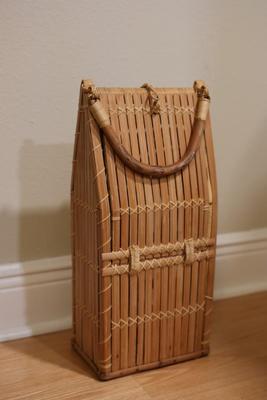 Vintage Bamboo Wine Carrier