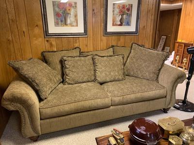 H.M. pillowback sofa with rolled arms 95