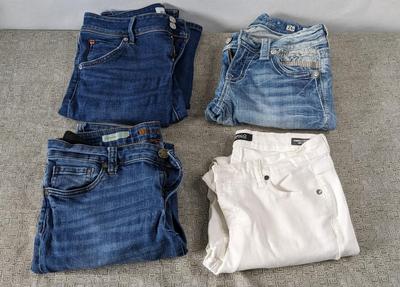 Size 26/4 Ladies Denim