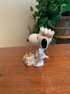 Lenox Snoopy's Birthday Surprise Figurine