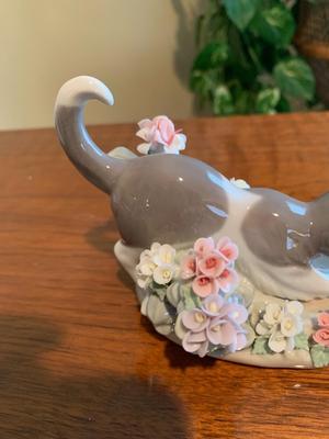 Lladro KITTY CONFRONTATION 3.5" Figurine
