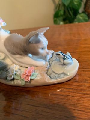 Lladro KITTY CONFRONTATION 3.5" Figurine