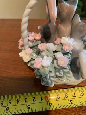 Lladro Purr-Fect Kittens Cats in Flower Basket Figurine #1444