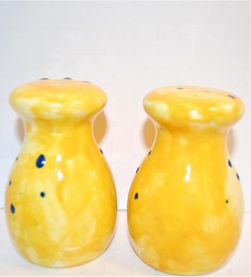 Handpainted Yellow Set with Dots and Flowers 3 1/2