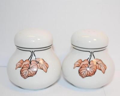 "Goebel" Barrel Shape with Hanging Orange Leaves Made in West Germany 2 1/2"
