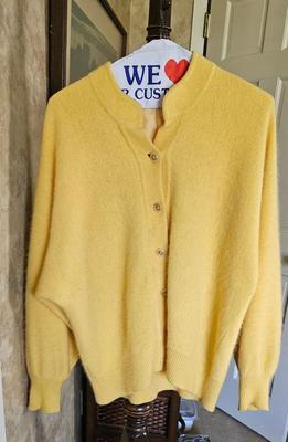 Bright yellow vintage Cardigan Belldini