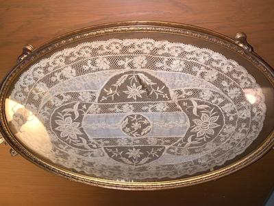 VIntage Oval vanity tray with Lace inside