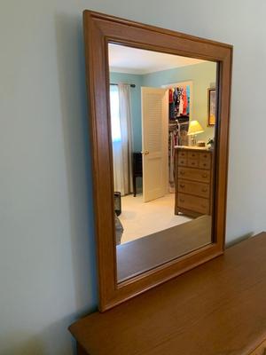Kroehler dresser with mirror