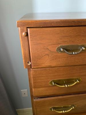 VIntage chest of drawers
