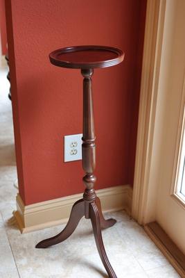 BOMBAY Company Wood Pedestal