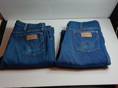 Men's Wrangler Jeans size 36 x 34