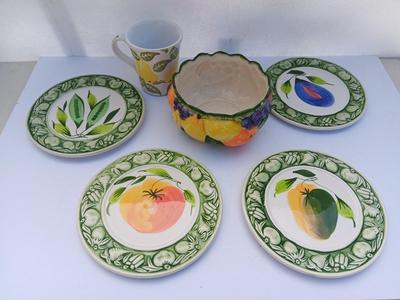 1989 Fitz and Floyd bowl with four Italy made plates and a mug with lemons on it