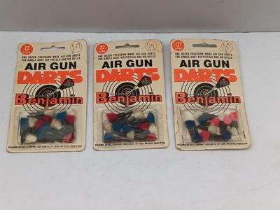 Vintage Benjamin Air Gun Darts new in package 3 dozen .177 Cal. 45mm