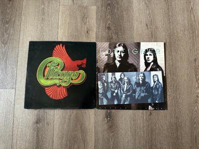 CHICAGO AND FOREIGNER VINYL RECORD ALBUMS