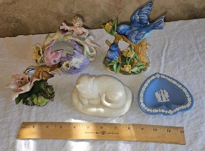 Collect of porcelain figures, includes Wedgwood Lot #1