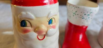 3 vintage Christmas decorations, 1 bell, 2 mugs