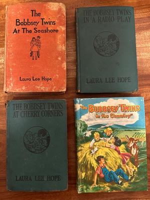 The Bobbsey Twins Four Books (4)