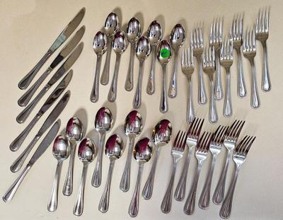 Wallace Regal Pearl Stainless Flatware