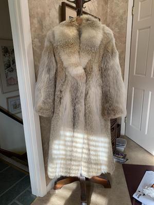Mobster wife chic Full length fur coat