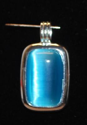 Single Blue Irridescent Rectangle Shaped Pendant 1Â¼ x Â¾"