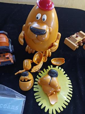 VINTAGE "MR POTATO HEAD" AND OTHER TOYS