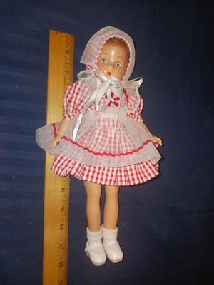EFFANBEE "SUZETTE" VINTAGE DOLL
