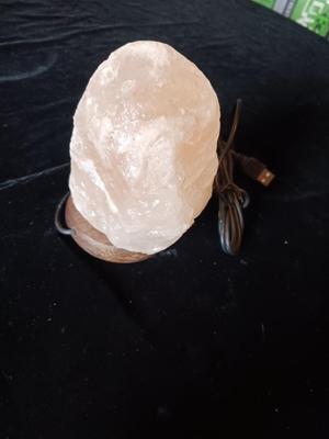 WHITE HIMALAYAN SALT LAMP, BLUE GLASS VASE AND APPLE