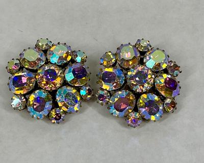 Very Sparkly Vintage Rhinestone Earrings Clip-on