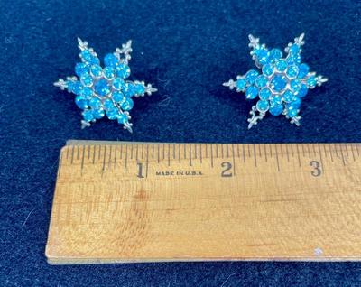 Blue Snowflake Rhinestone Clip-on Earrings