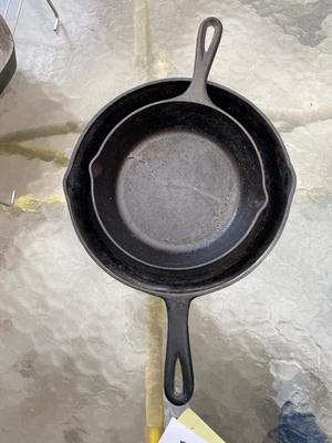 CAST IRON SKILLETS