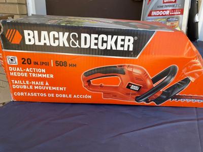 DUAL ACTION HEDGE TRIMMER AND INDOOR INSECT KILLER