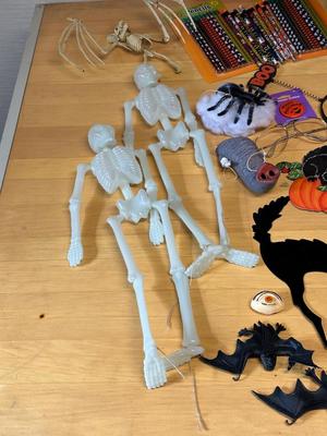 HALLOWEEN DECORATIONS